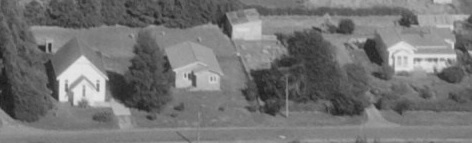 24 - 1975 22764395 Ohakune from Goldfinch St - Kirk Hall Manse